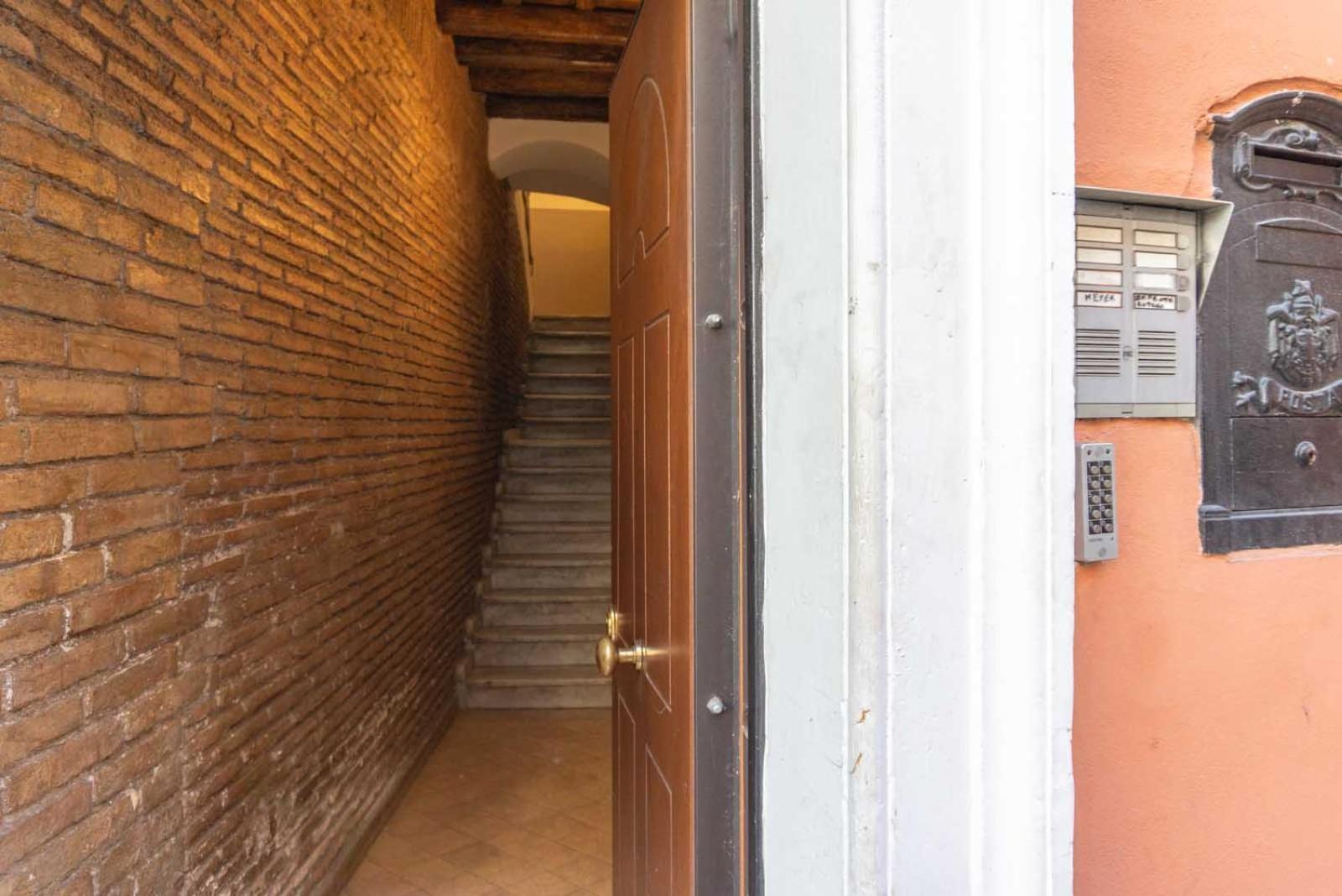 Lusso E Panorama Senza Paragoni, Loft Trastevere Rom Exterior foto
