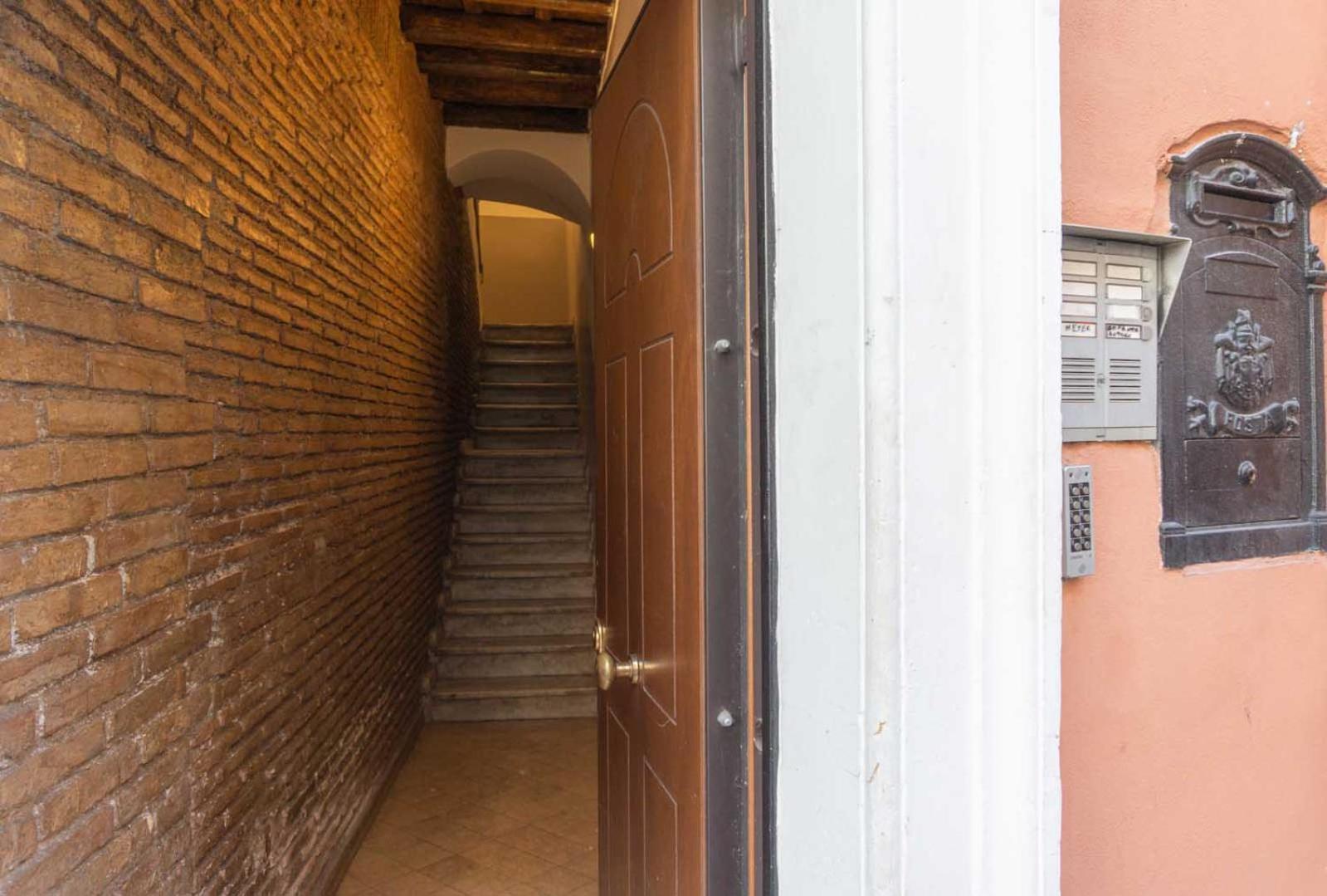 Lusso E Panorama Senza Paragoni, Loft Trastevere Rom Exterior foto